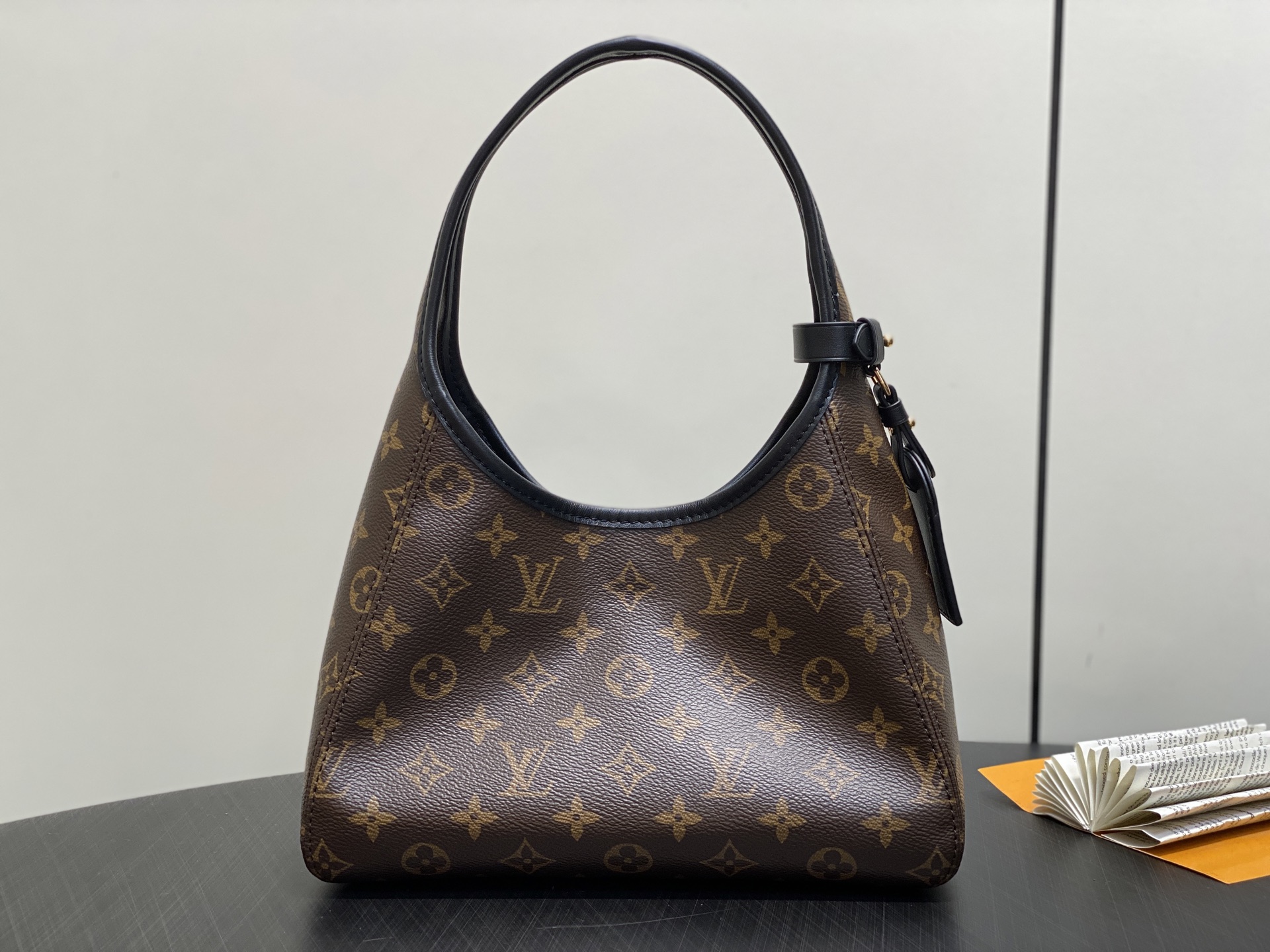 LV The Drop PM - Image 3