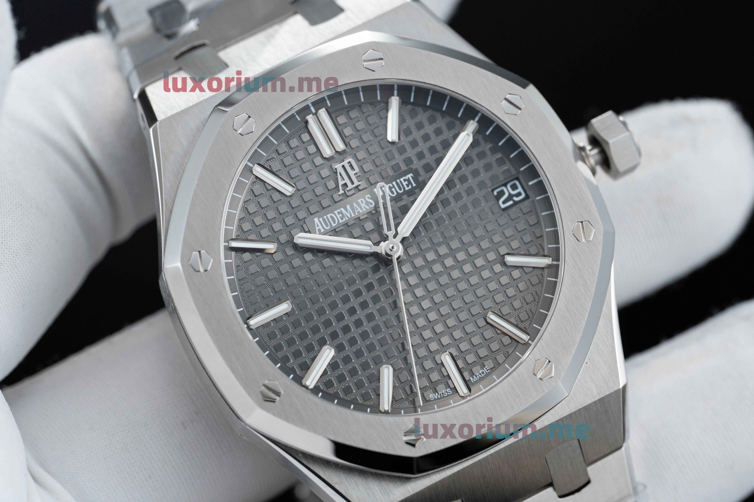APS4302 Audemars Piguet Royal Oak 15500ST.00.1220ST.02, grey dial, super replica - Image 3