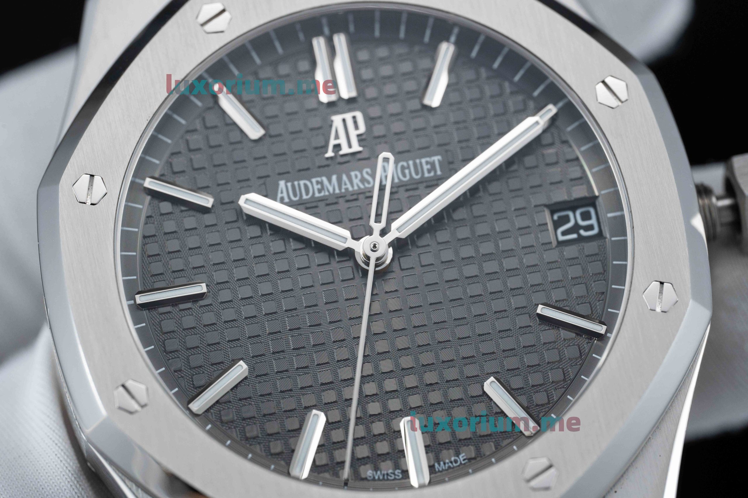 APS4302 Audemars Piguet Royal Oak 15500ST.00.1220ST.02, grey dial, super replica - Image 5