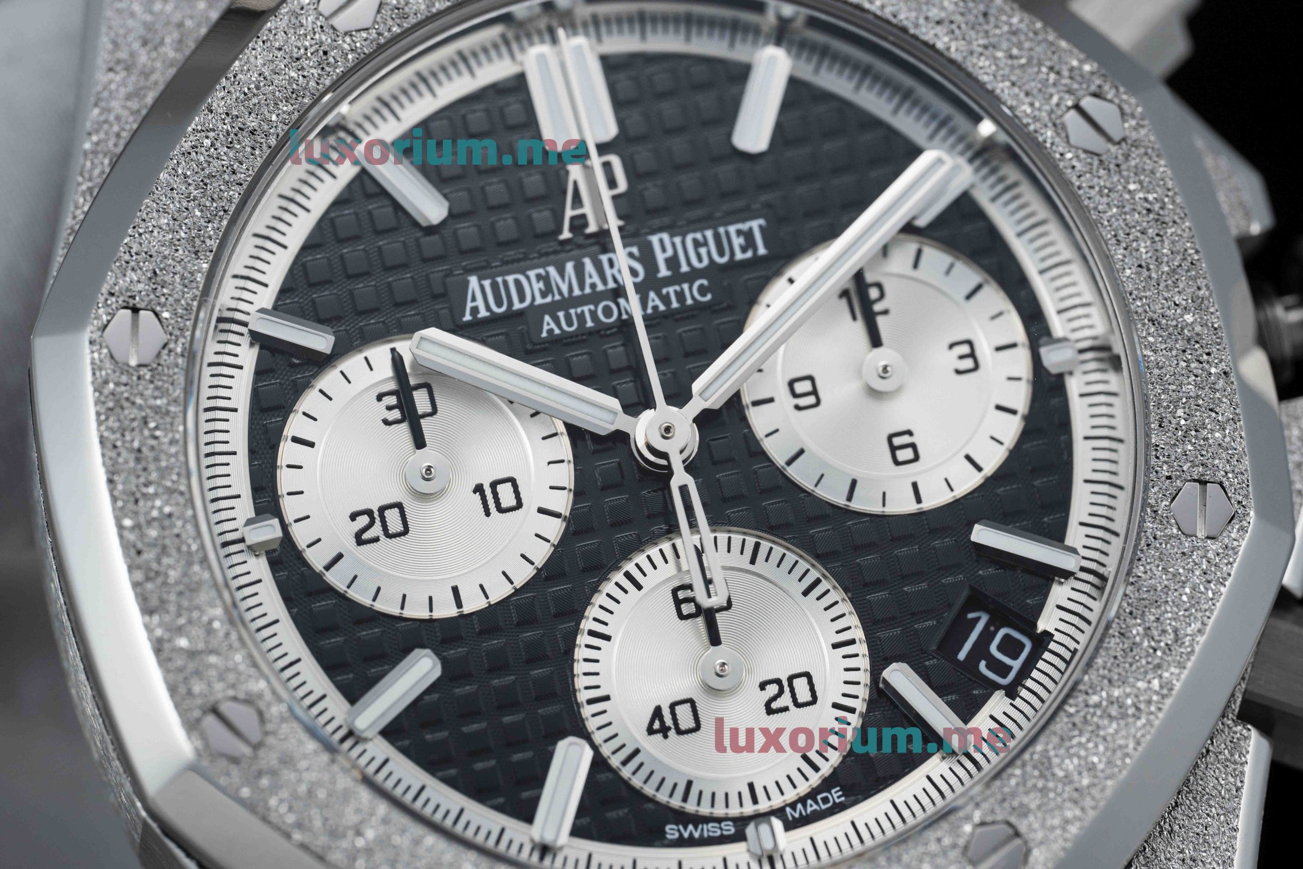 APS4401 Royal Oak Chronograph 26239BC.GG.1224BC.02 Matte Black Dial Super Copy - Image 24