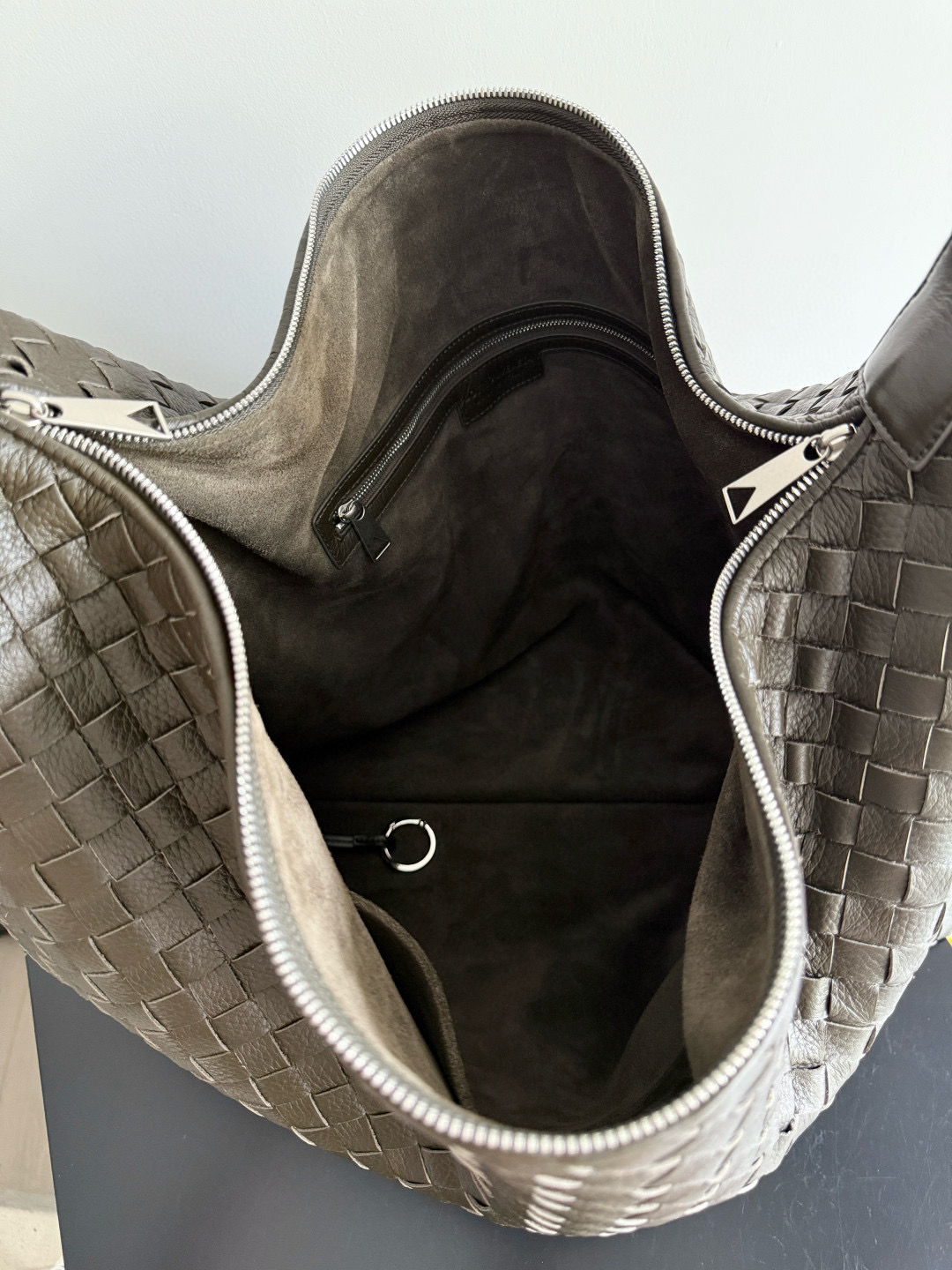 Bottega Veneta Large Traveler - Image 4