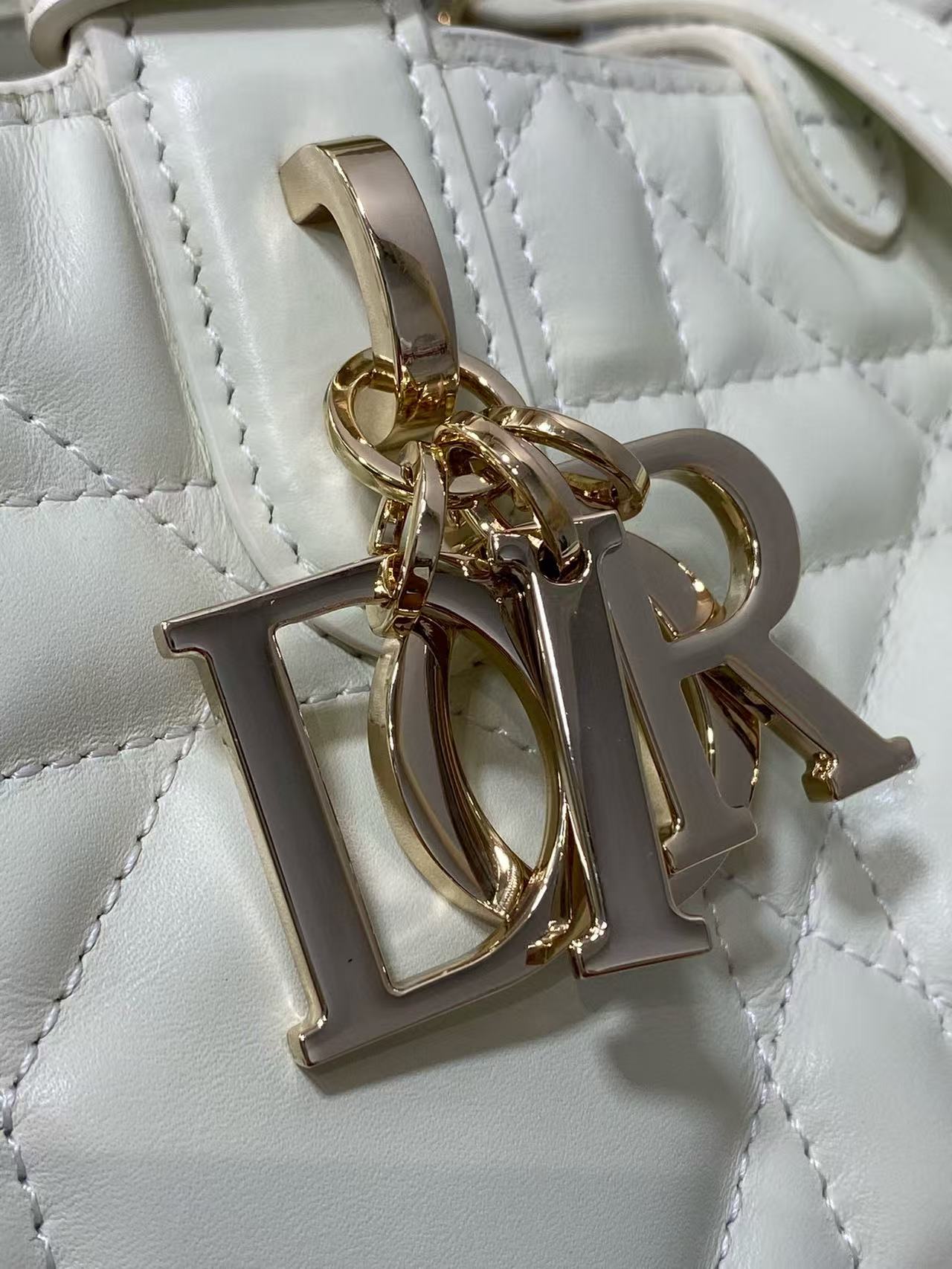 Medium Dior Toujours bag - Image 2