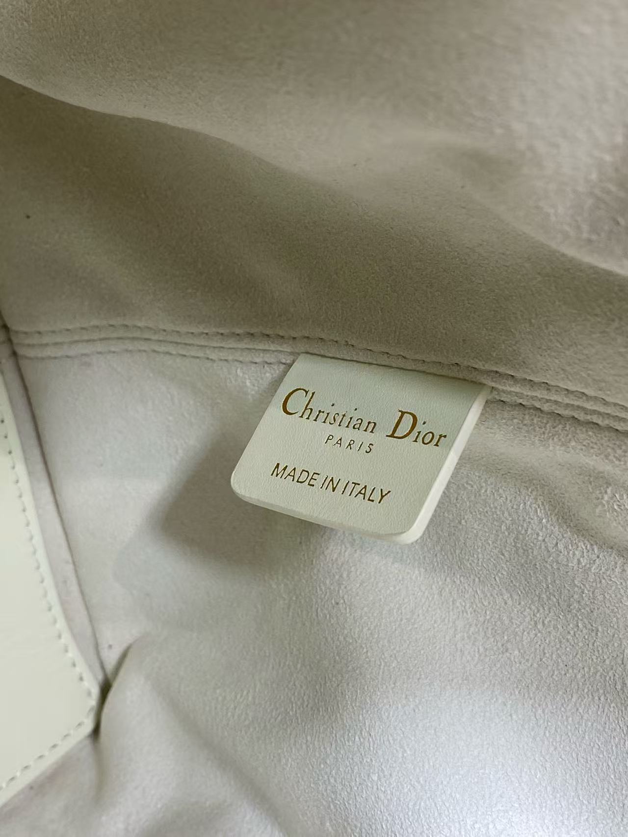 Medium Dior Toujours bag - Image 9