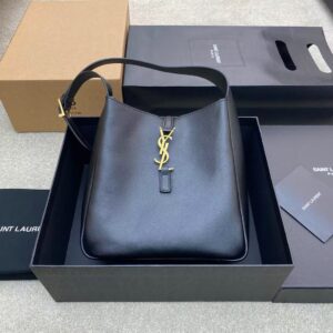 YSL LE 5 À 7 small bag in soft grained leather