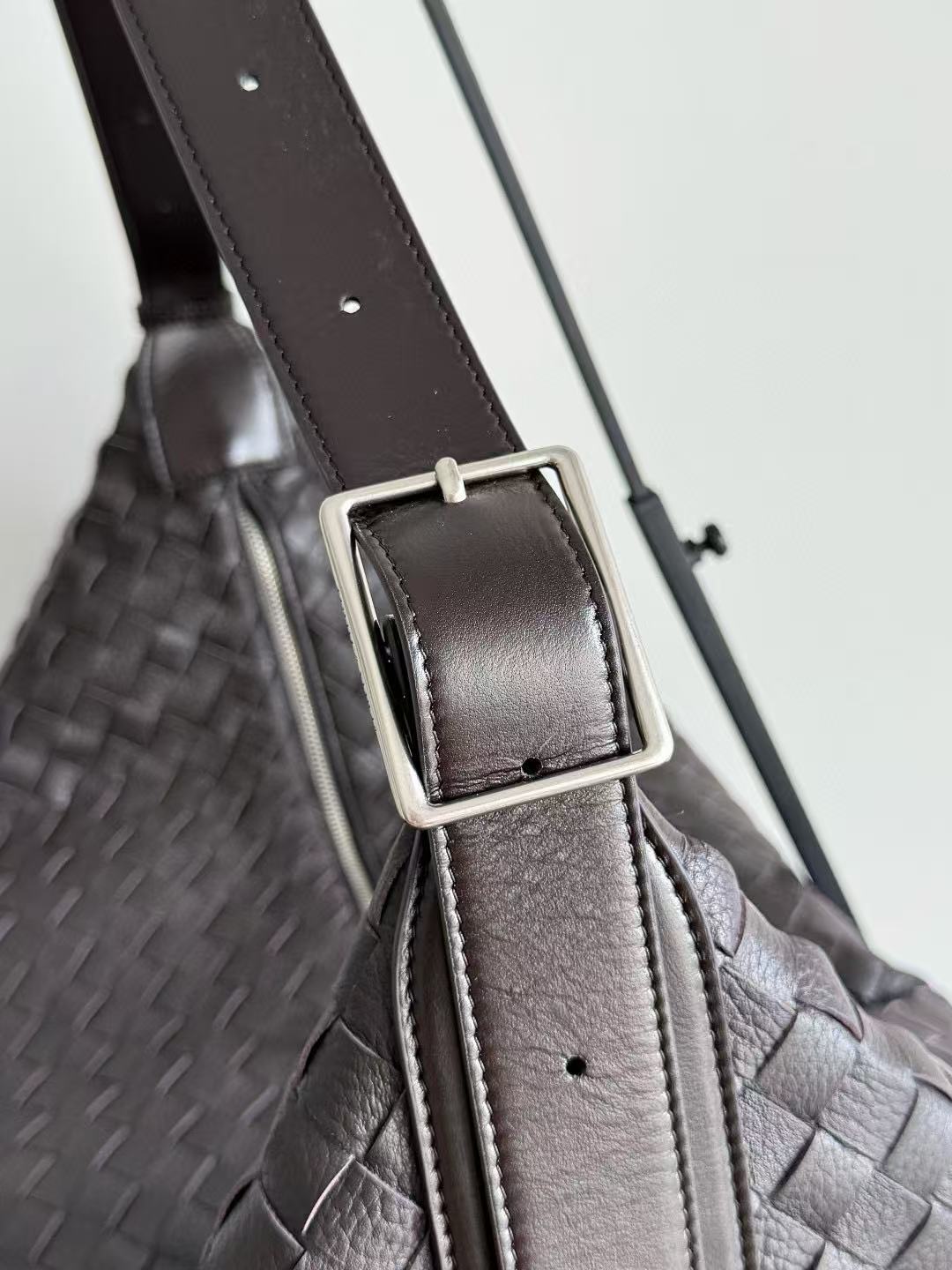 Bottega Veneta Large Traveler - Image 11