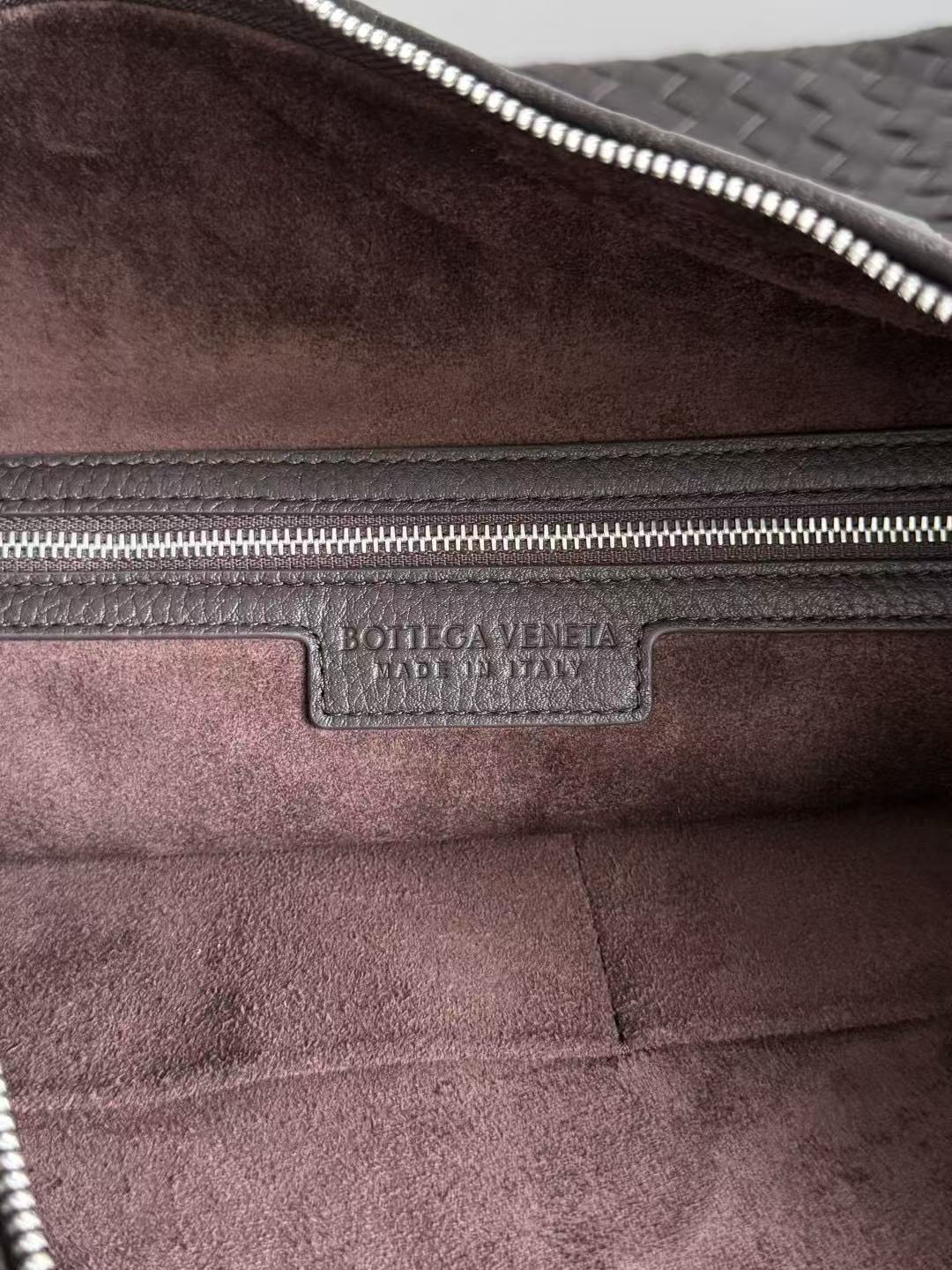 Bottega Veneta Large Traveler - Image 15