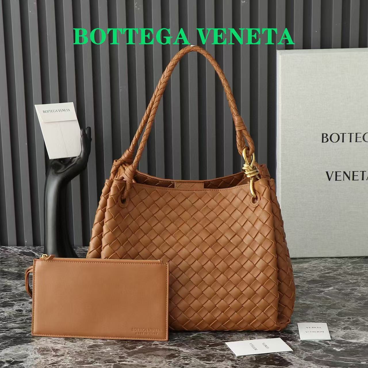Bottega Veneta Large Intrecciato Leather Shoulder Bag - Image 11