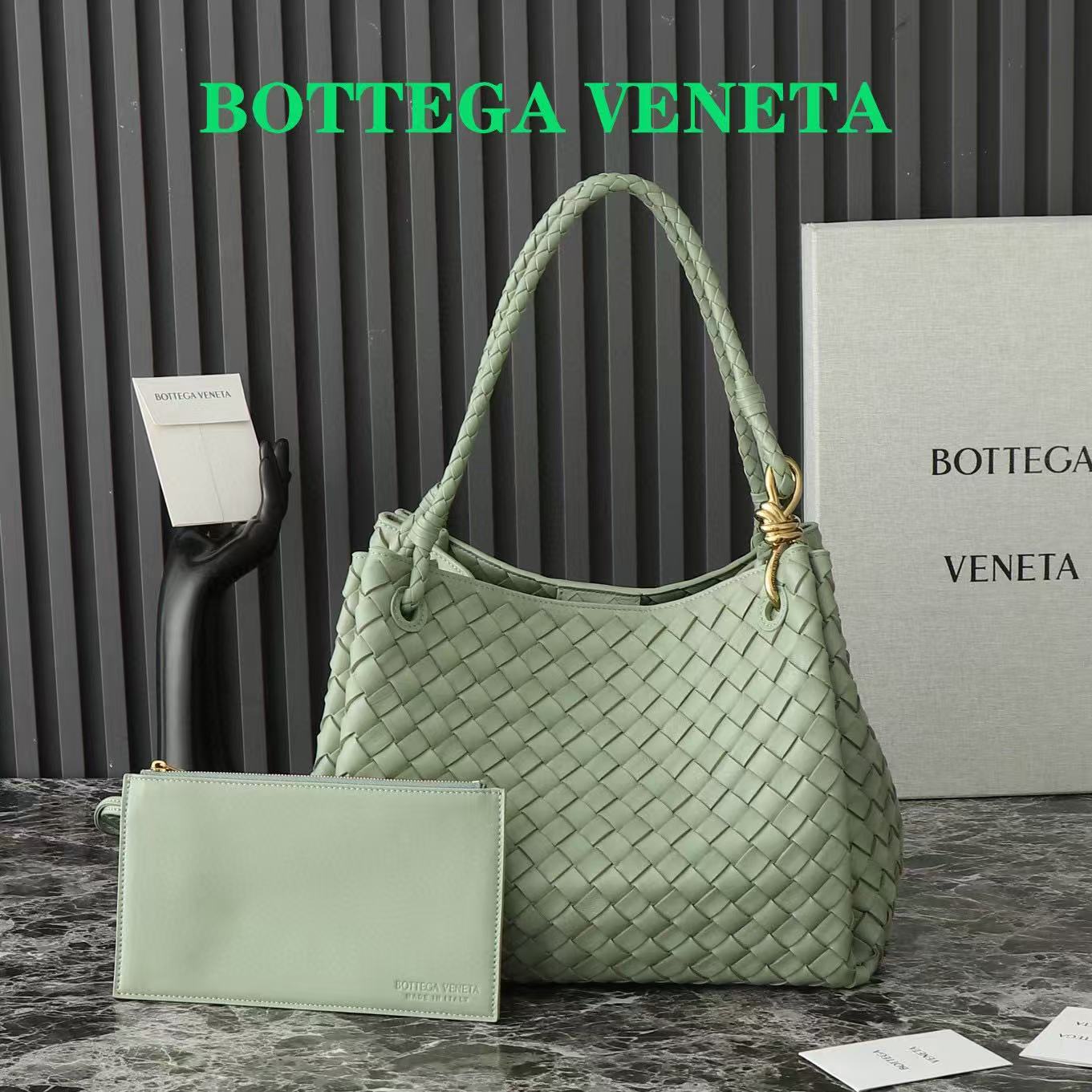 Bottega Veneta Large Intrecciato Leather Shoulder Bag - Image 14