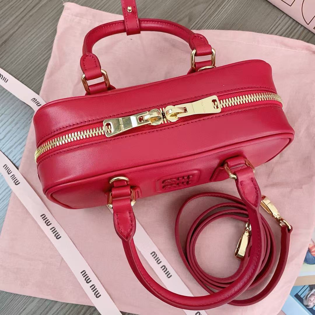 Miu Miu Arcadie leather tote bag - Image 7