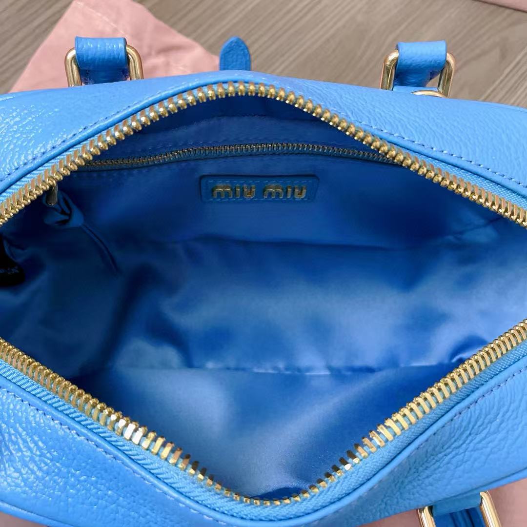 Miu Miu Arcadie leather tote bag - Image 15