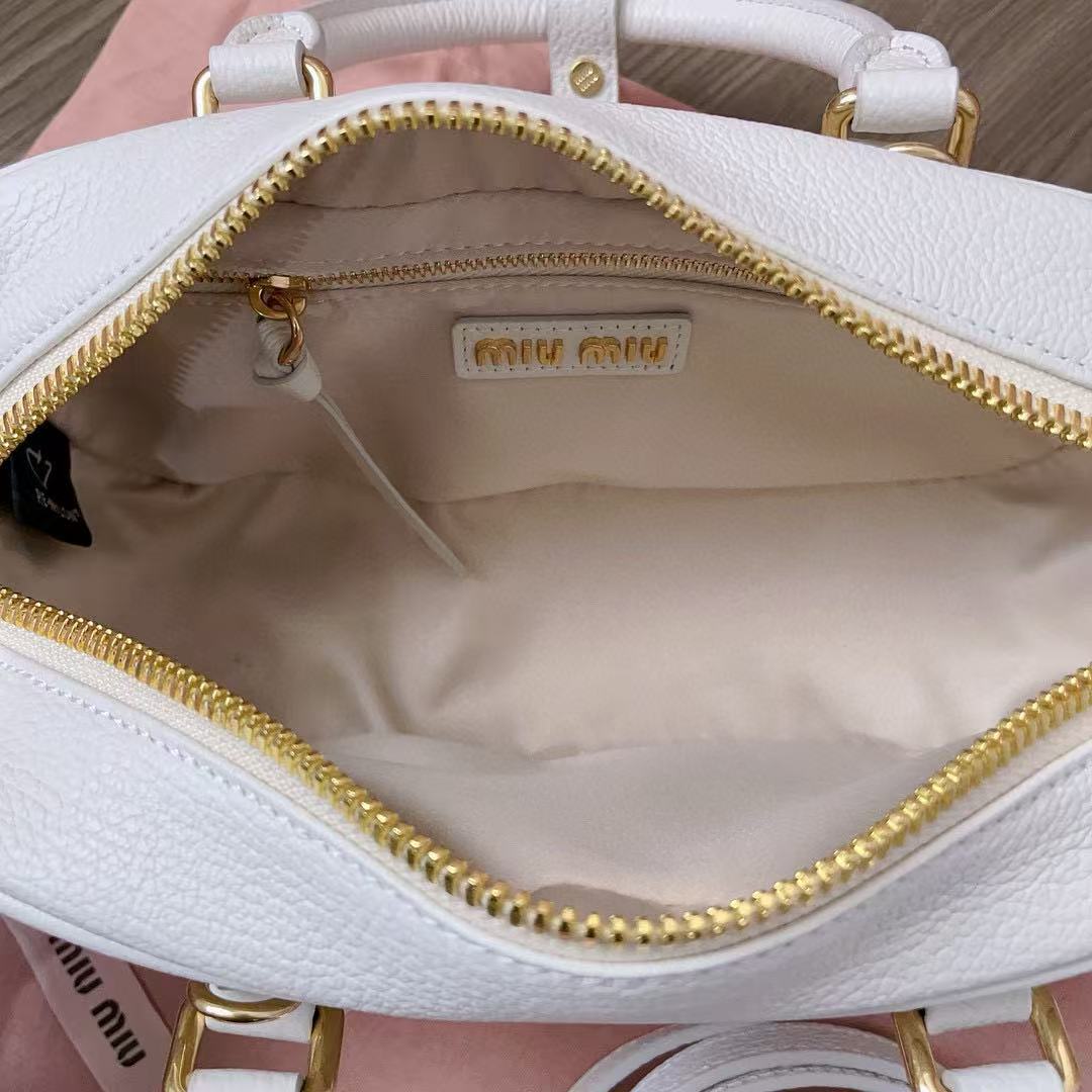 Miu Miu Arcadie leather tote bag - Image 23