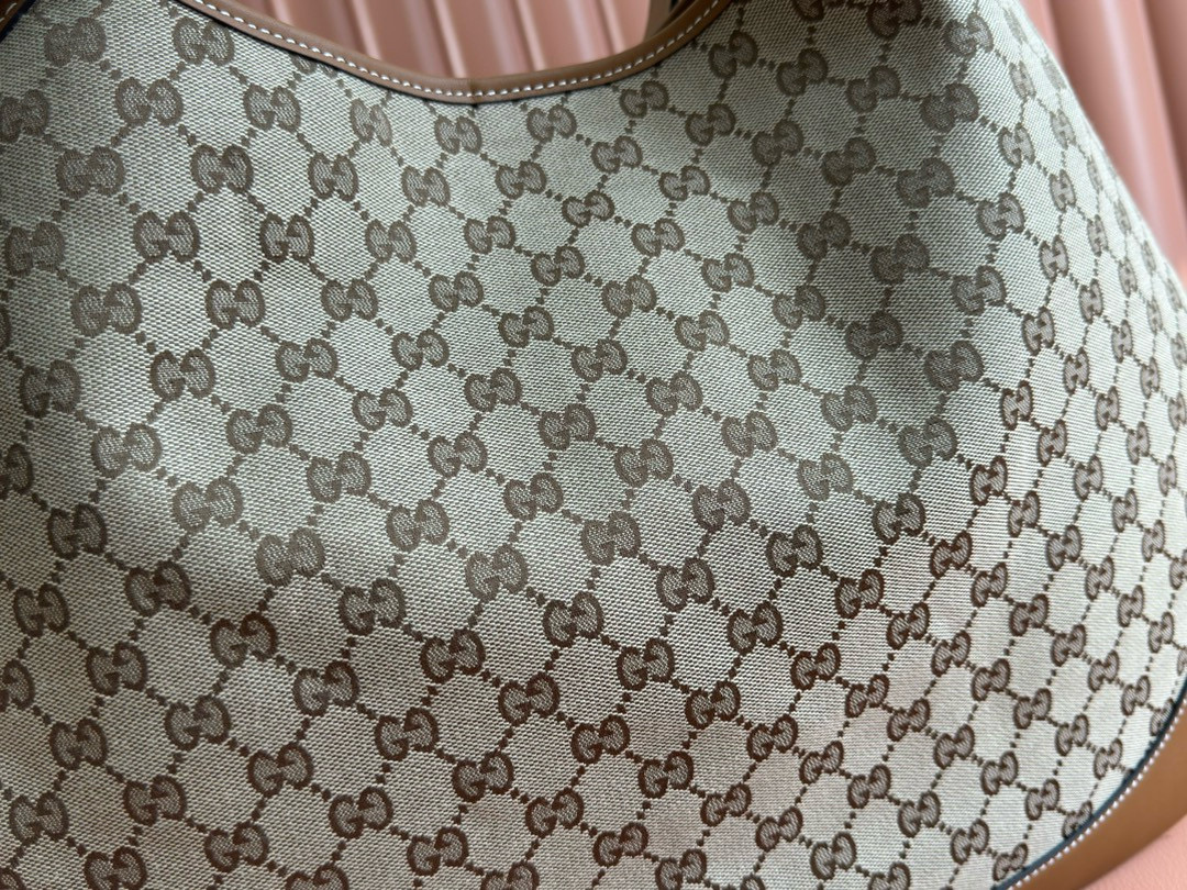 Gucci Body Double Lock XL Shoulder Bag - Image 6