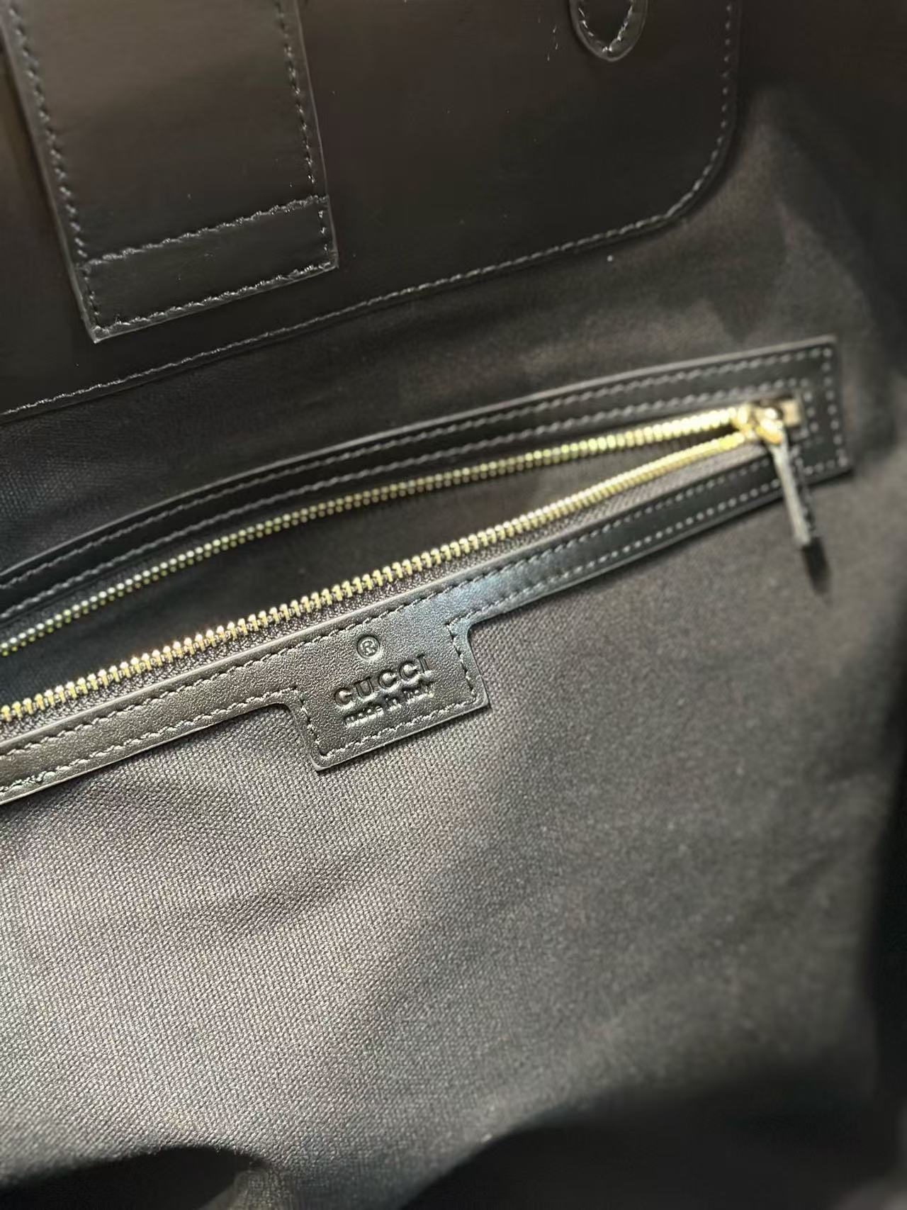 Large tote bag with GG badge - Image 9