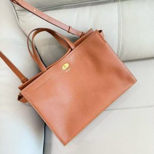 BURBERRY Textured-leather tote