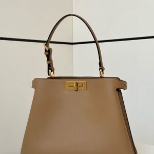 FENDI Peekaboo Soft iconic twist lock adjustable shoulder strap calfskin shoulder handbag