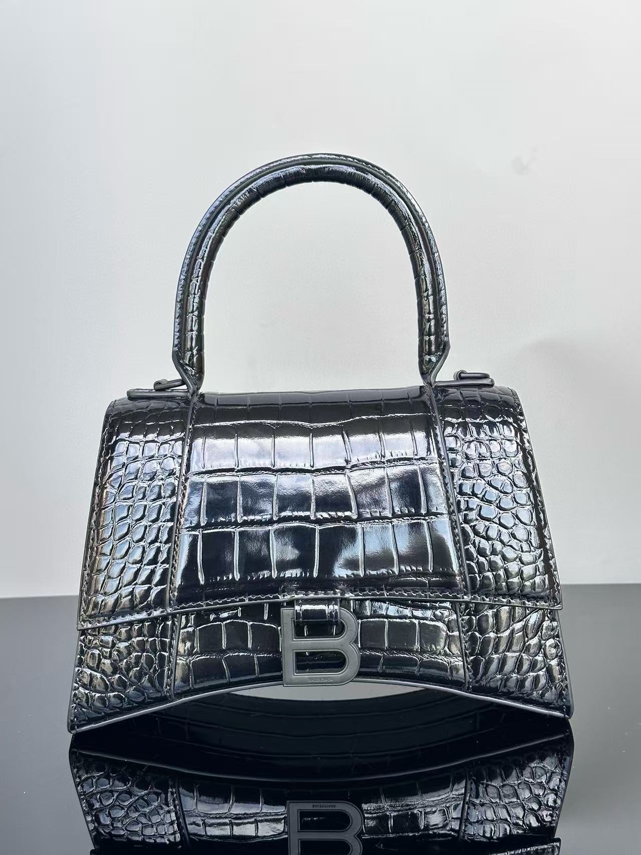 Balenciaga handbag - Image 2