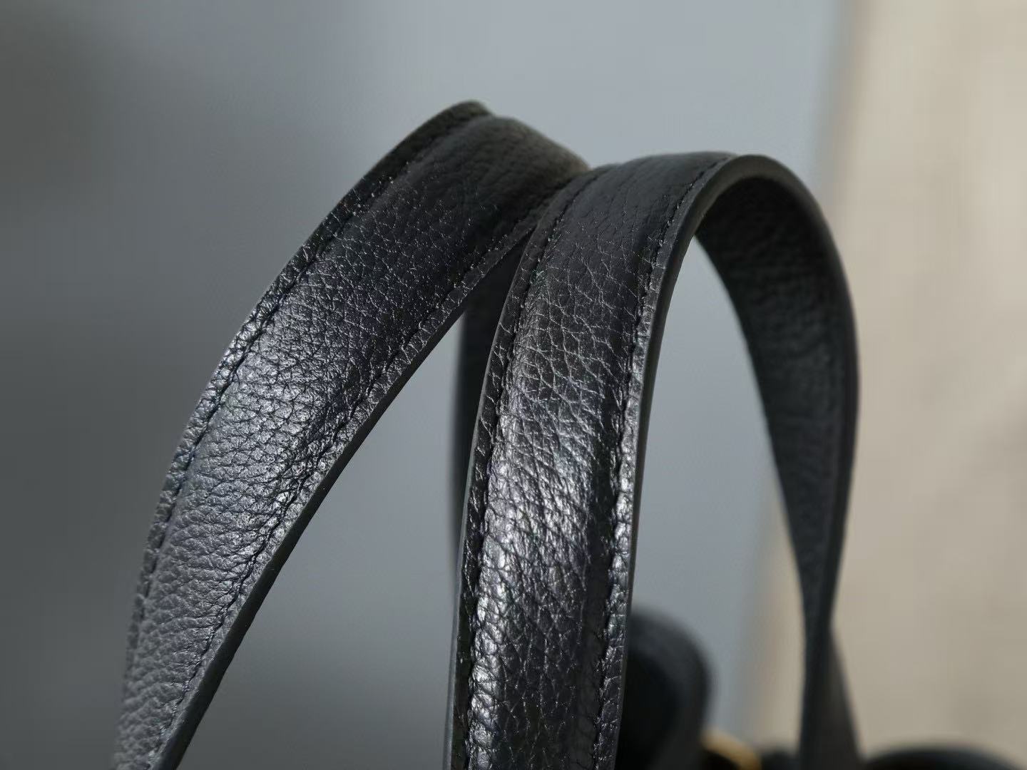 cabas anais bag in grained calfskin - Image 5