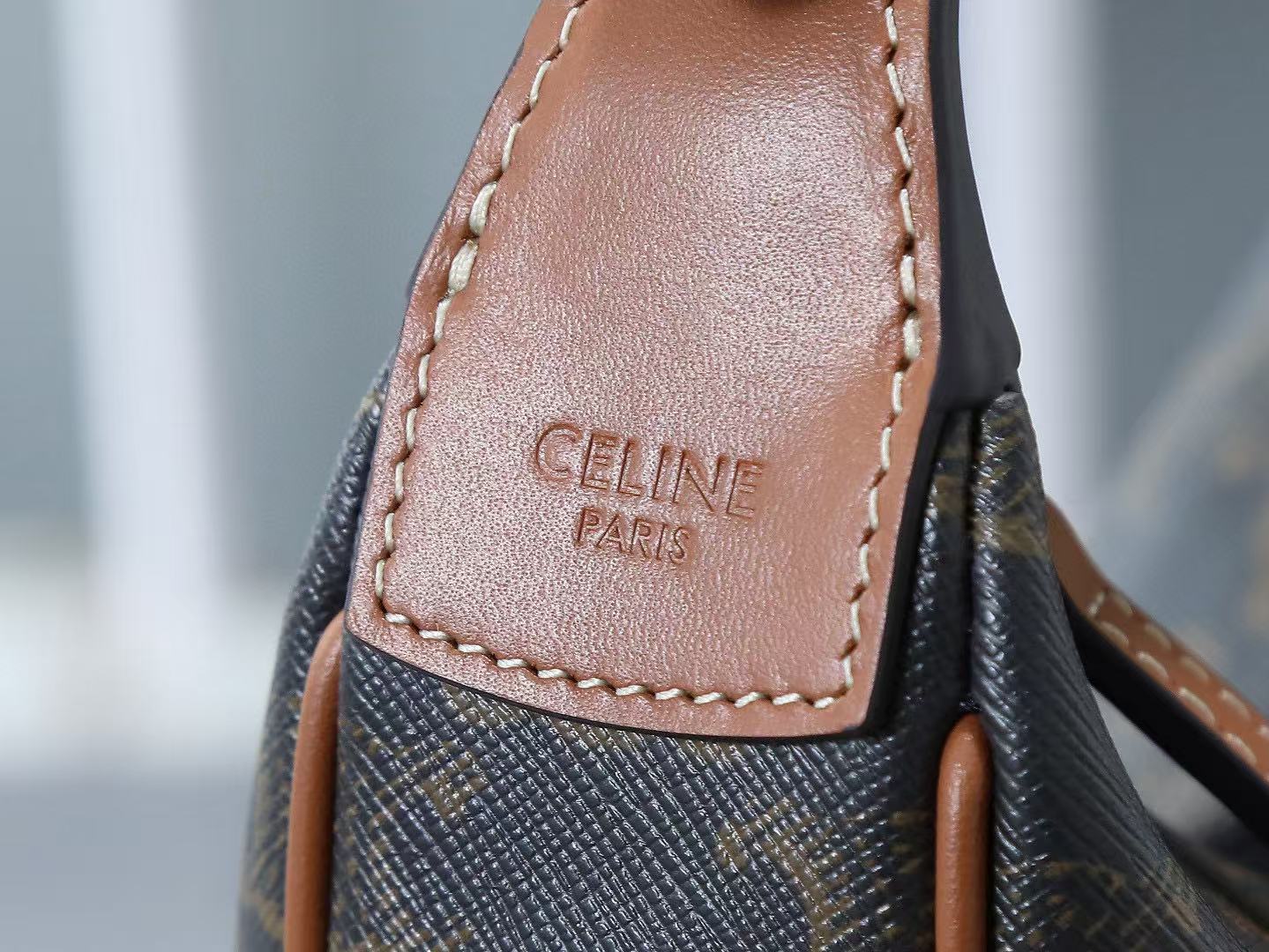 CelineTEEN CELINE LULU logo print handbag - Image 4