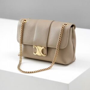 VICTOIRE medium soft calfskin handbag