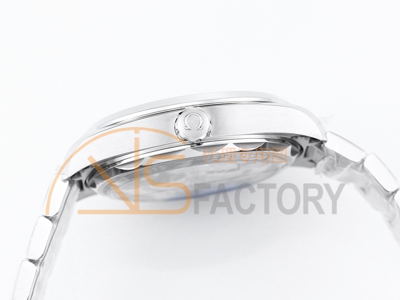 VS 8900 220.10.41.21.03.004 Omega Black Dial Super Replica - Image 5