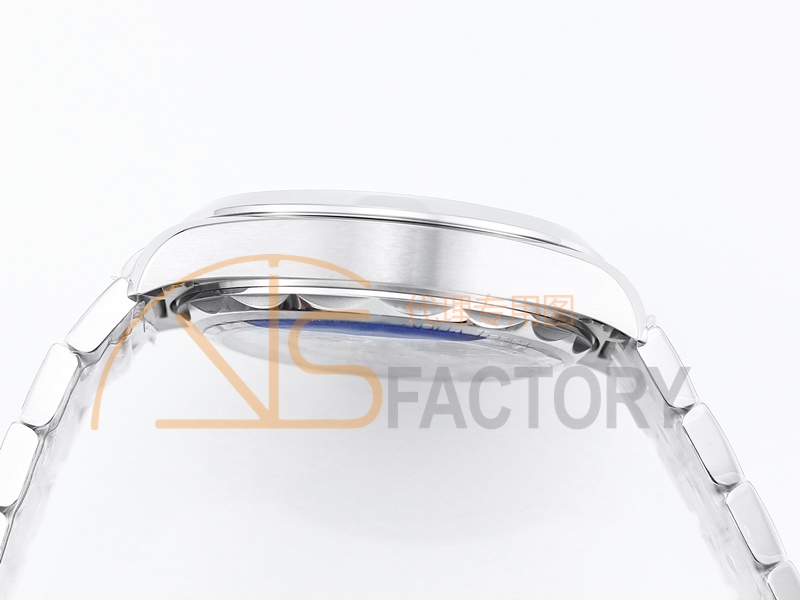 VS 8900 220.10.41.21.03.004 Omega Black Dial Super Replica - Image 6